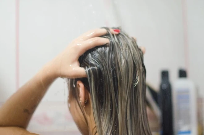 5 Thói Quen Kích Thích Tóc Mọc