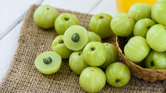 Tình trạng rụng tóc và nguyên nhân